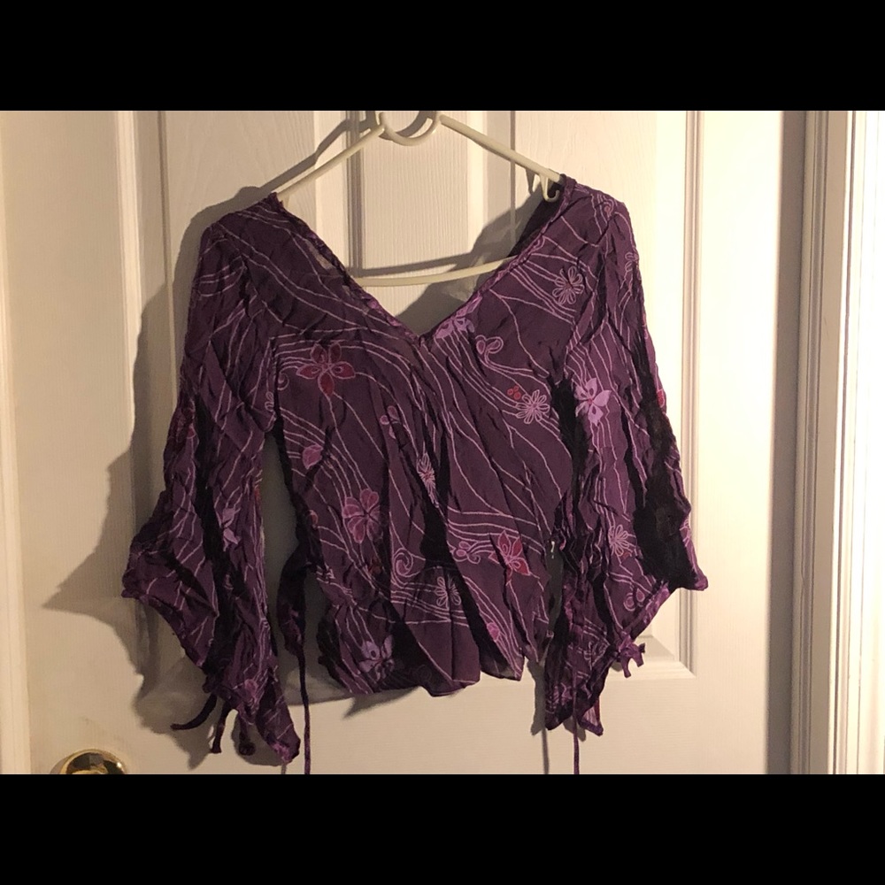 Top - Picture 2 of 4